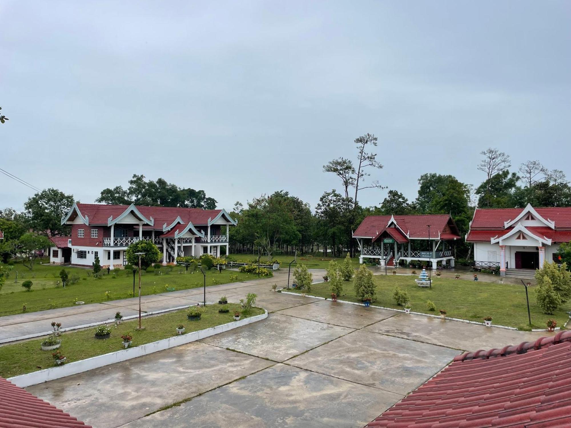 นากาย รีสอร์ต Hotel Ban Nakay Nua ภายนอก รูปภาพ