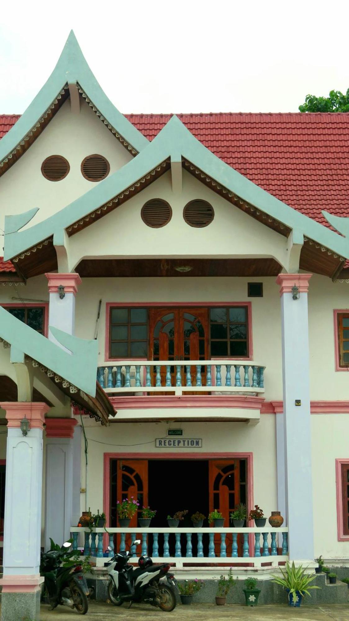 นากาย รีสอร์ต Hotel Ban Nakay Nua ภายนอก รูปภาพ