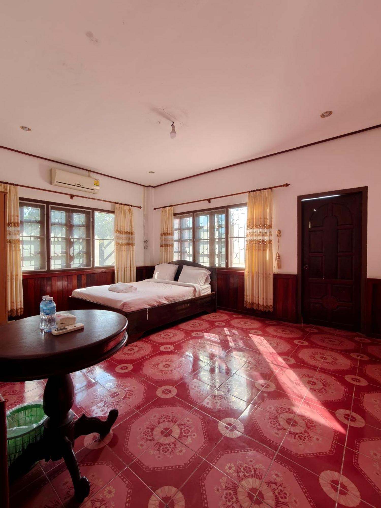 นากาย รีสอร์ต Hotel Ban Nakay Nua ภายนอก รูปภาพ